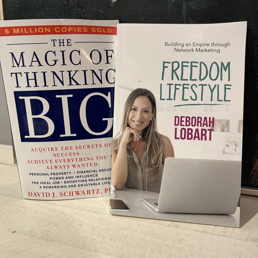 Set of 2 Books / Freedom Lifestyle and The Magic of Thinking